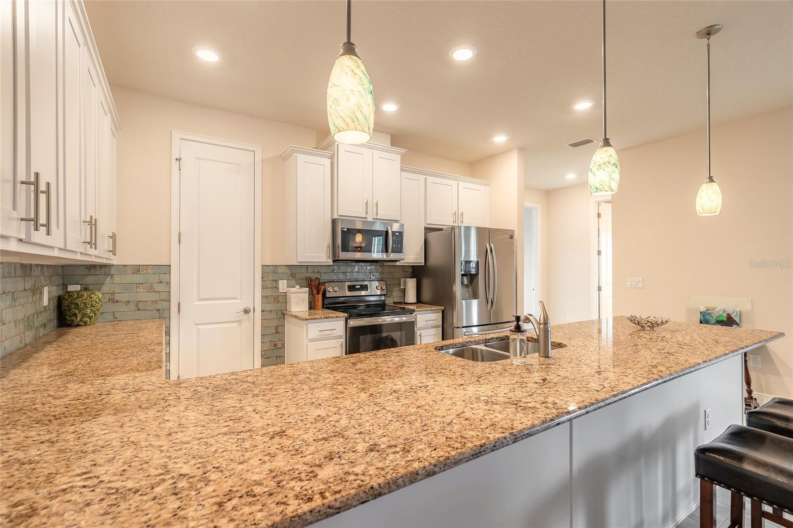 HUNTINGTON VILLAS PH 1B - Residential