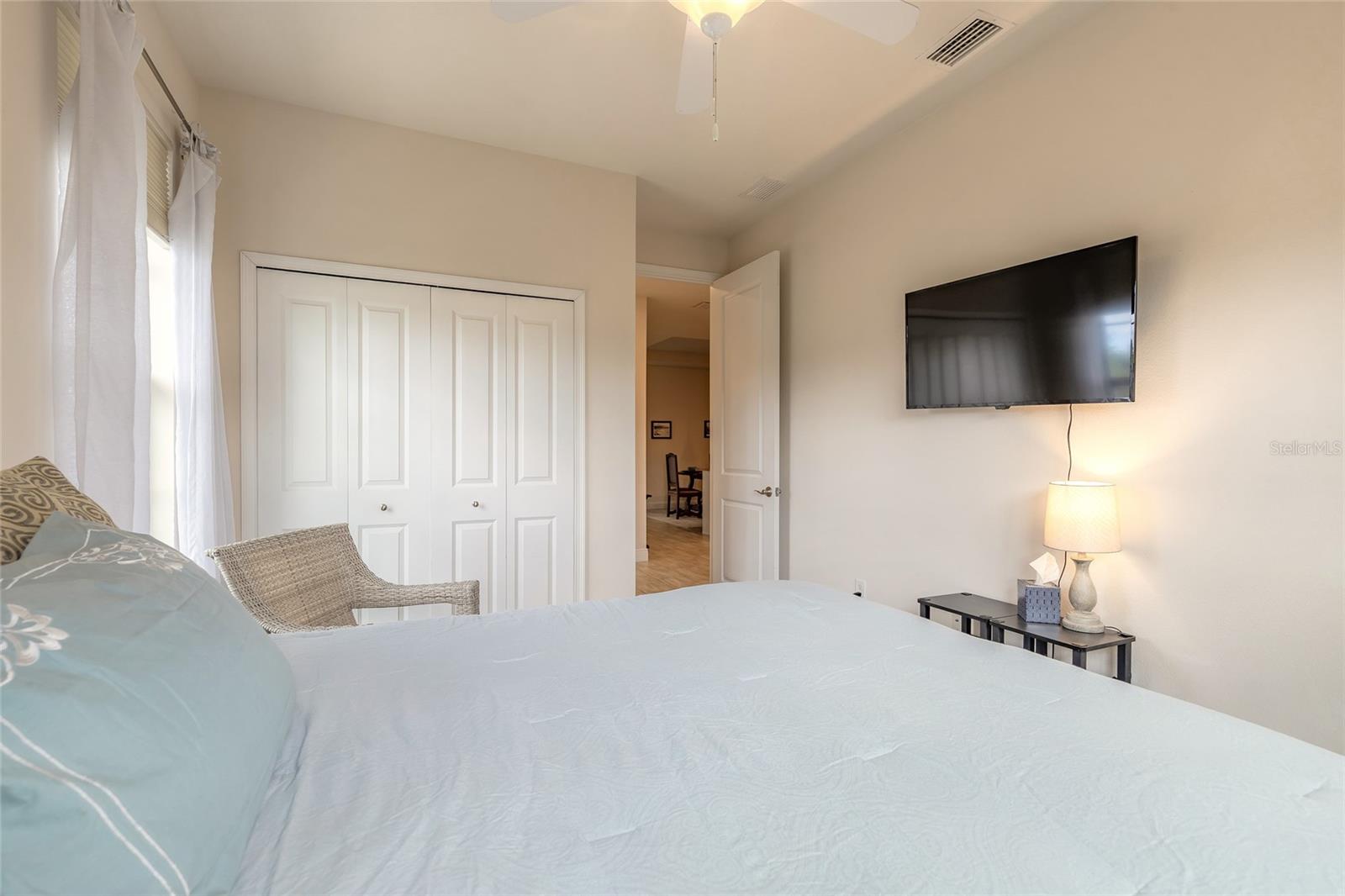 HUNTINGTON VILLAS PH 1B - Residential