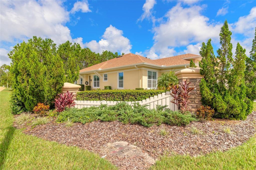 Photo of 3 Hawk Roost Court, Ormond Beach, FL 32174 (MLS # FC314608)