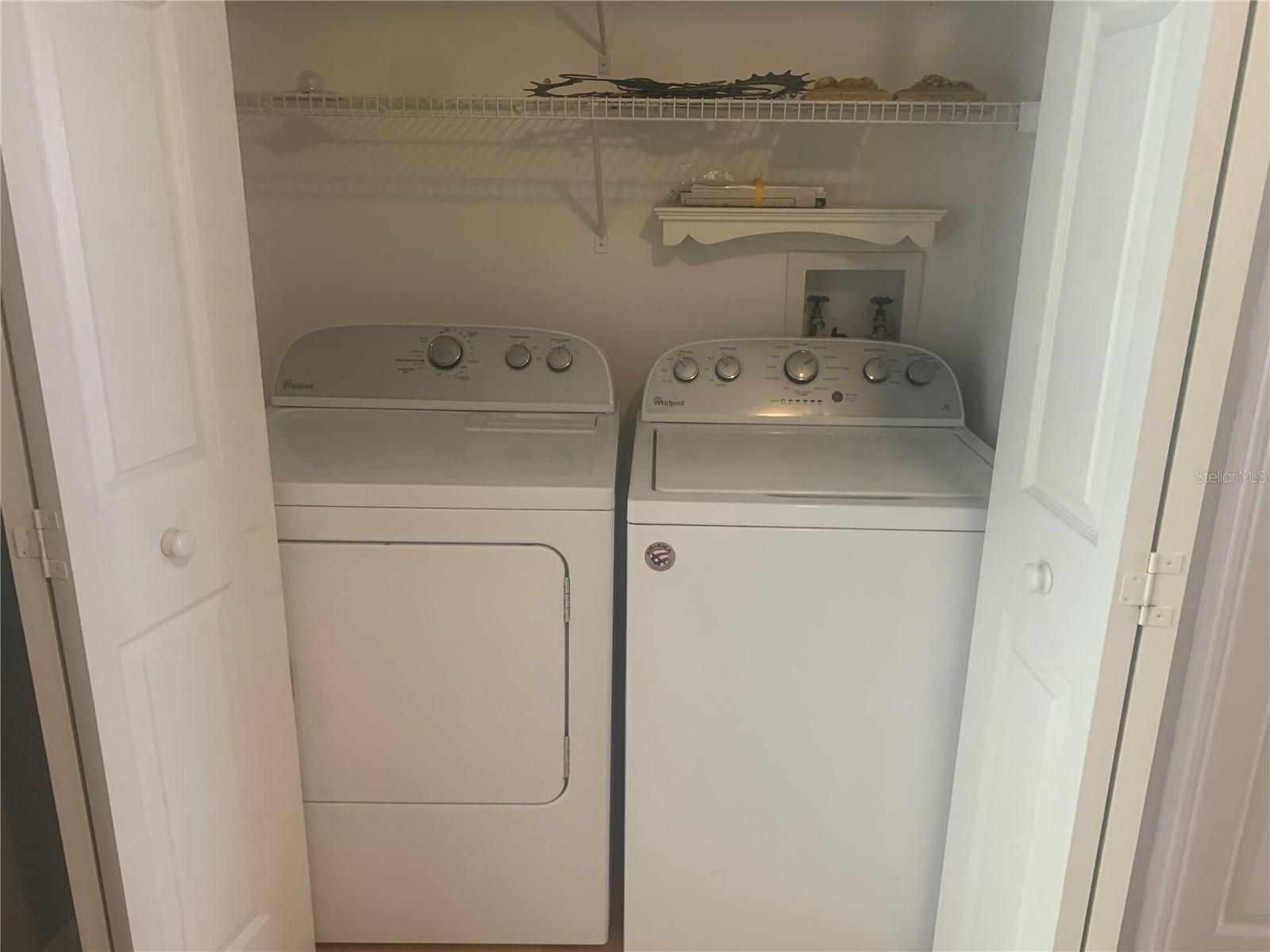 BERKELEY SQUARE - Residential Lease