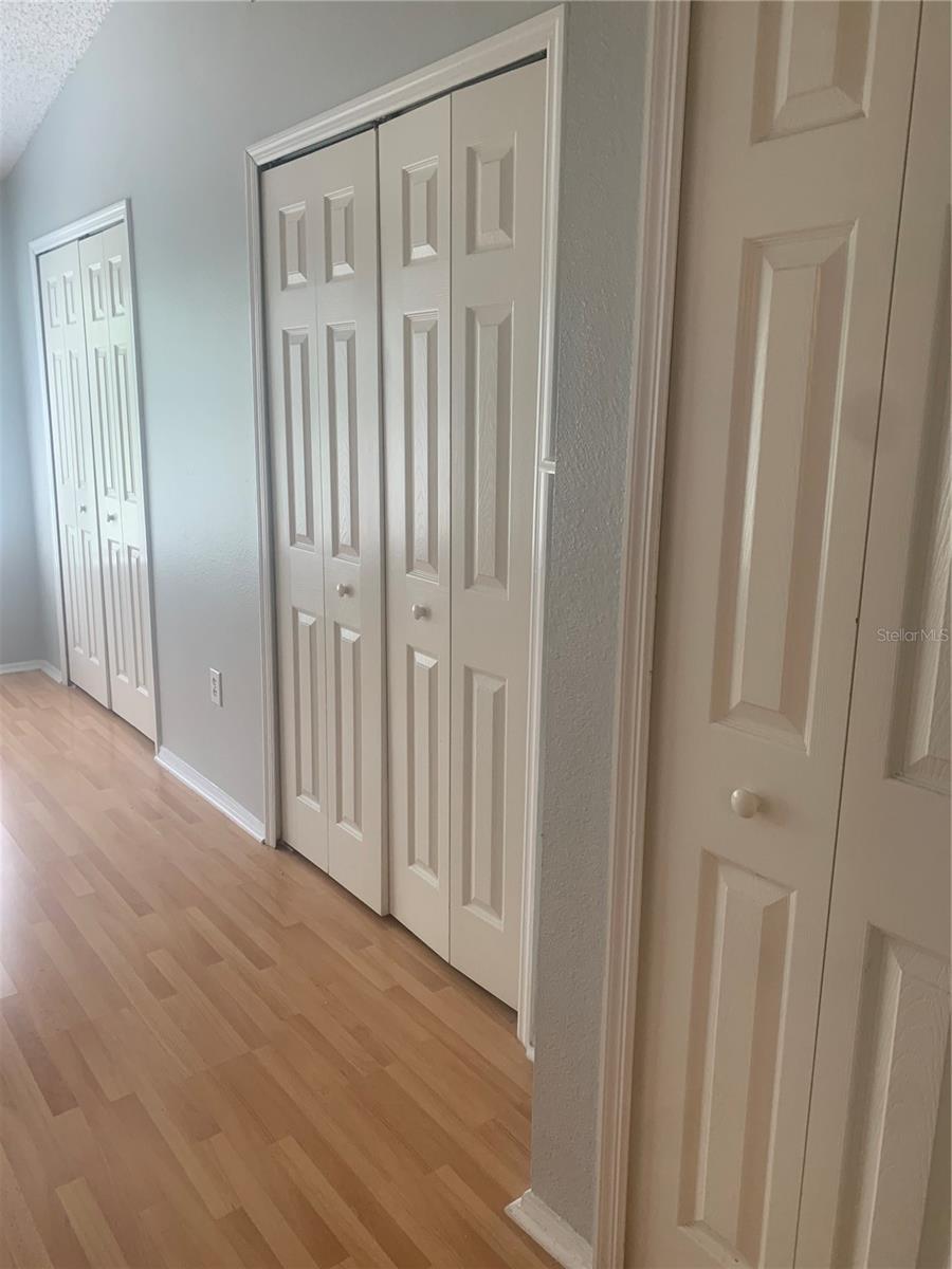 BERKELEY SQUARE - Residential Lease