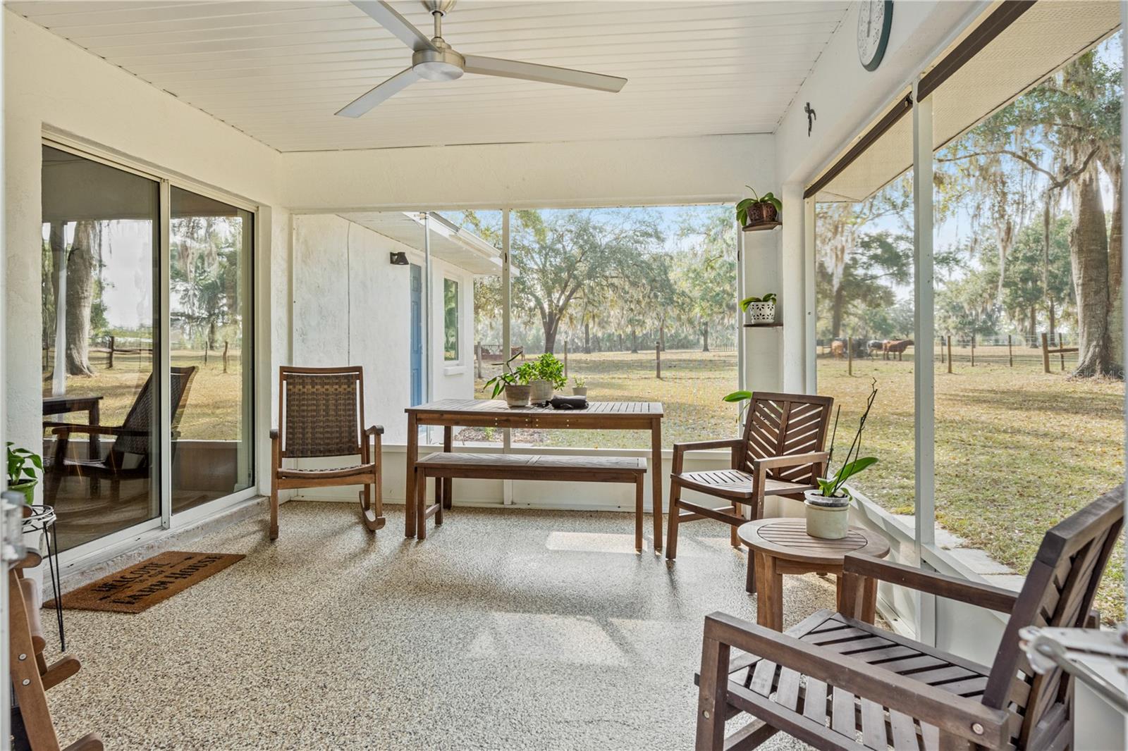 BAHIA FARMS - Residential