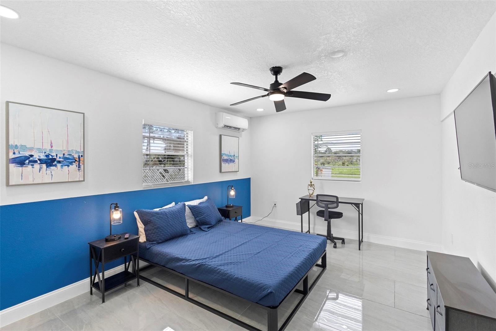 MINERAL SPRING PARK - Residential