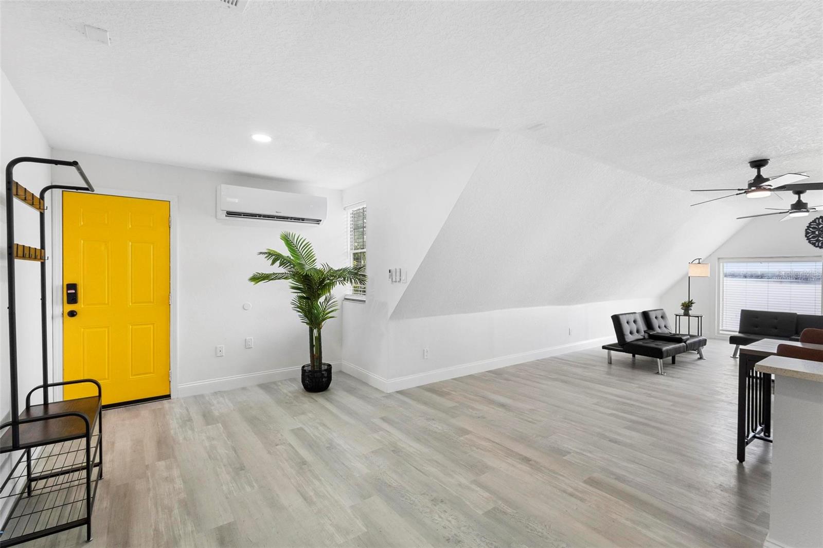 MINERAL SPRING PARK - Residential