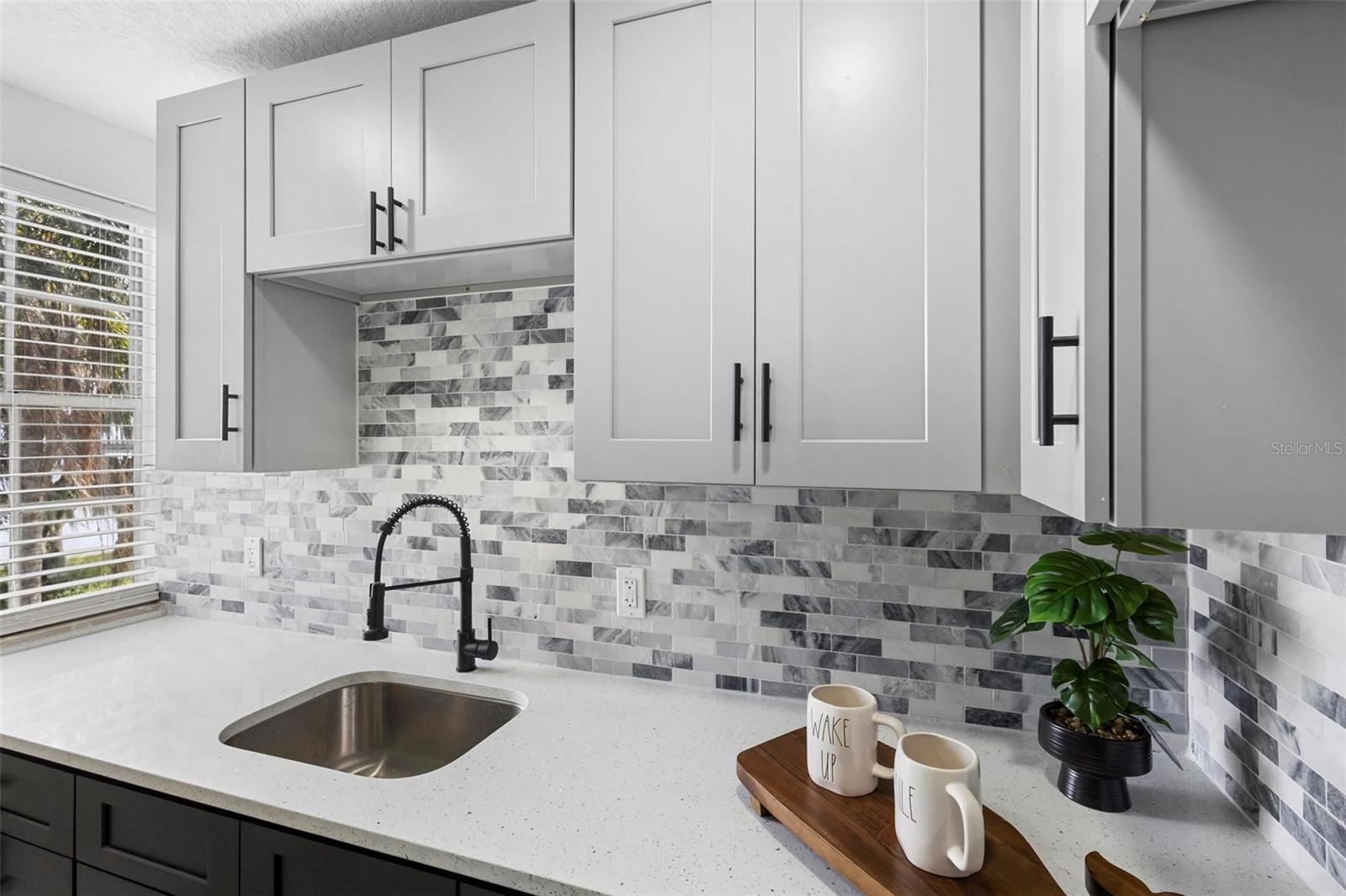 MINERAL SPRING PARK - Residential