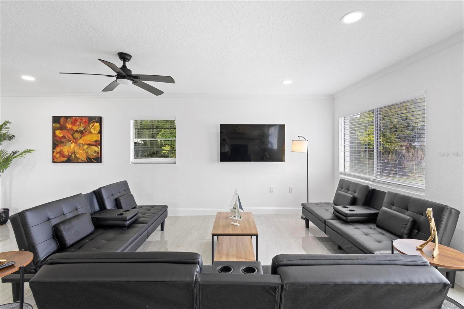 MINERAL SPRING PARK - Residential