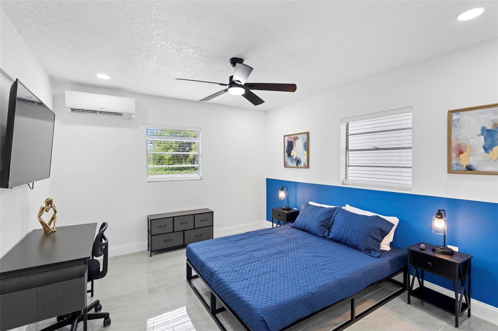 MINERAL SPRING PARK - Residential