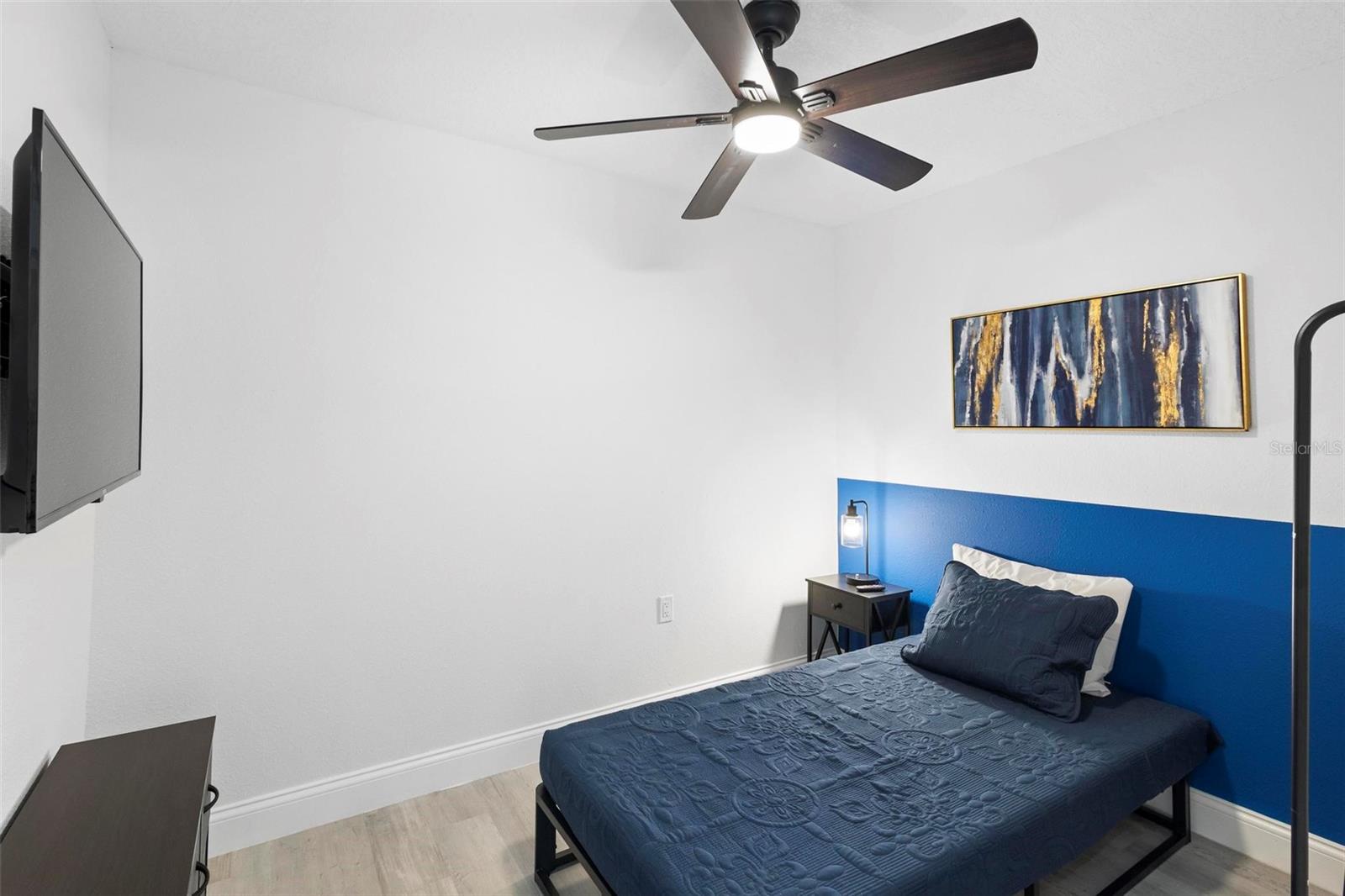 MINERAL SPRING PARK - Residential