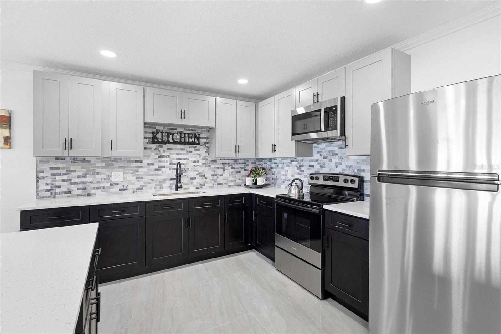 MINERAL SPRING PARK - Residential