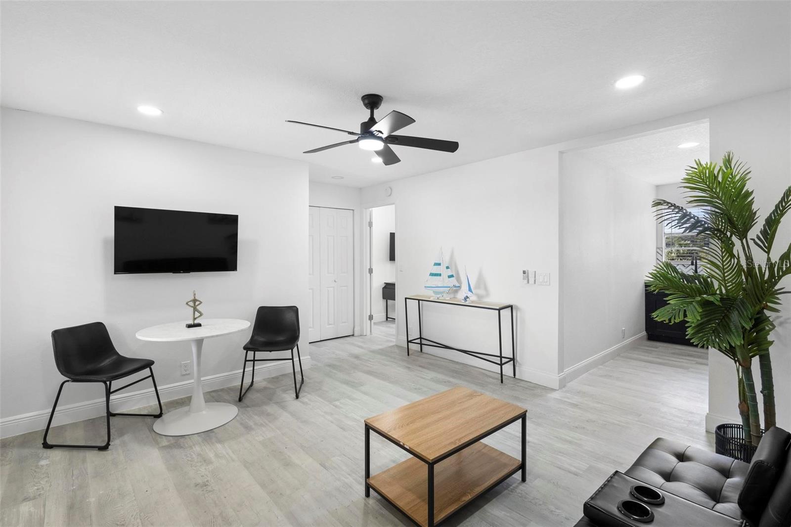 MINERAL SPRING PARK - Residential