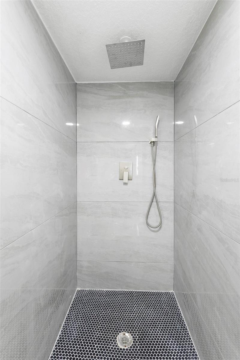 MINERAL SPRING PARK - Residential