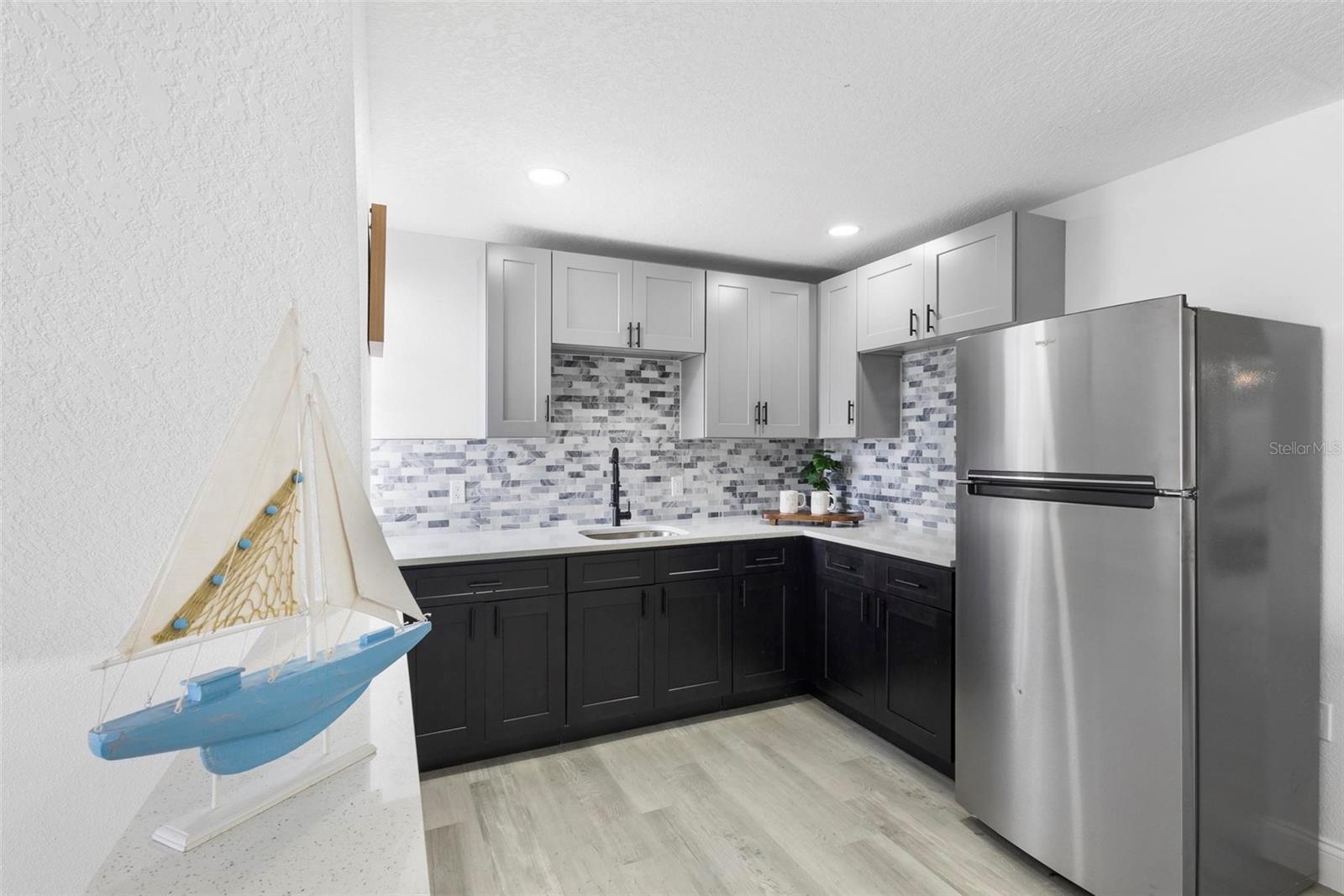 MINERAL SPRING PARK - Residential