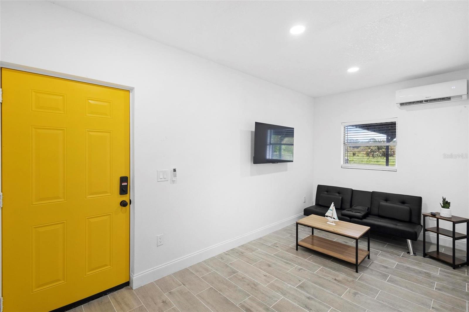 MINERAL SPRING PARK - Residential