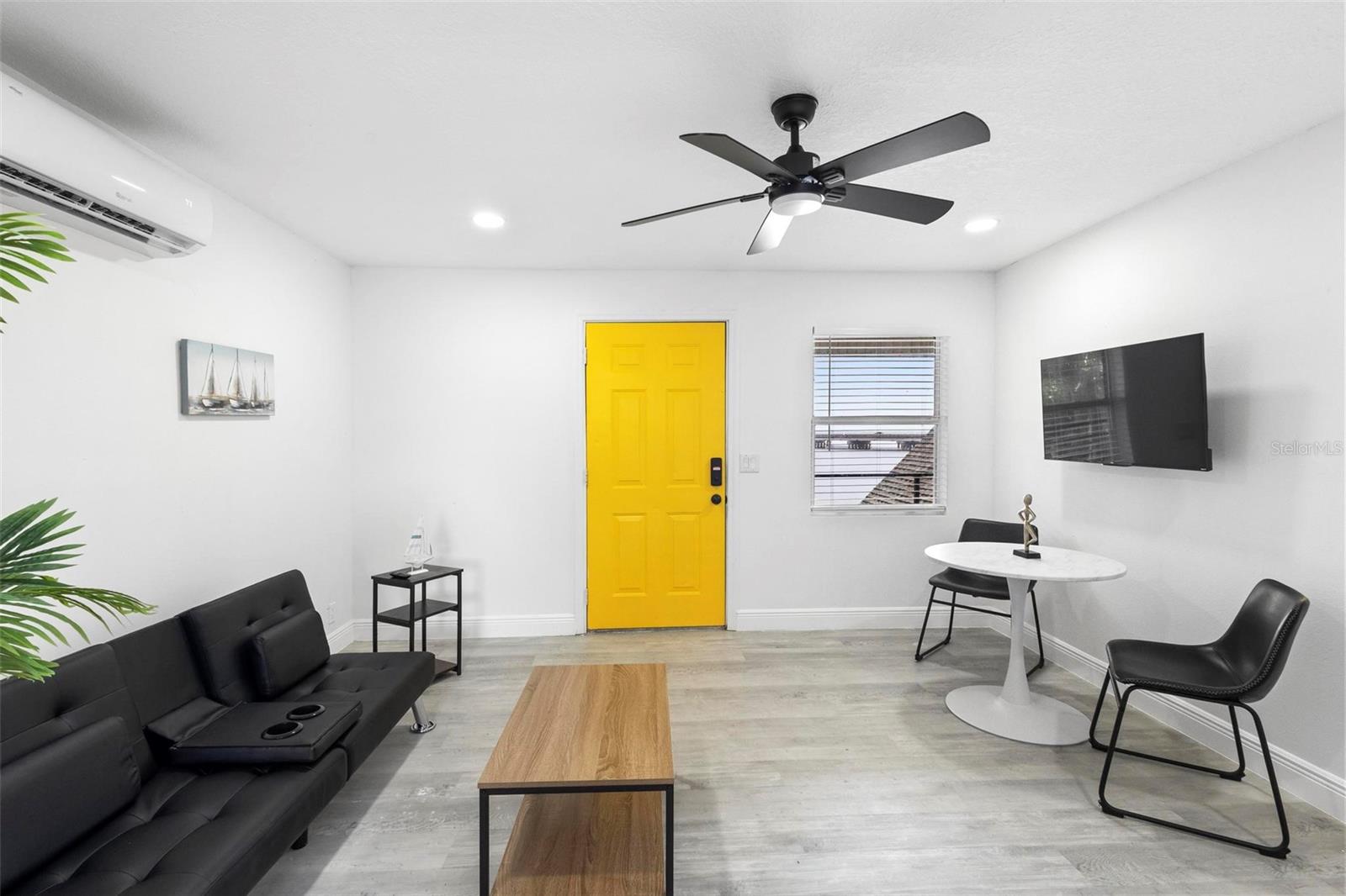 MINERAL SPRING PARK - Residential