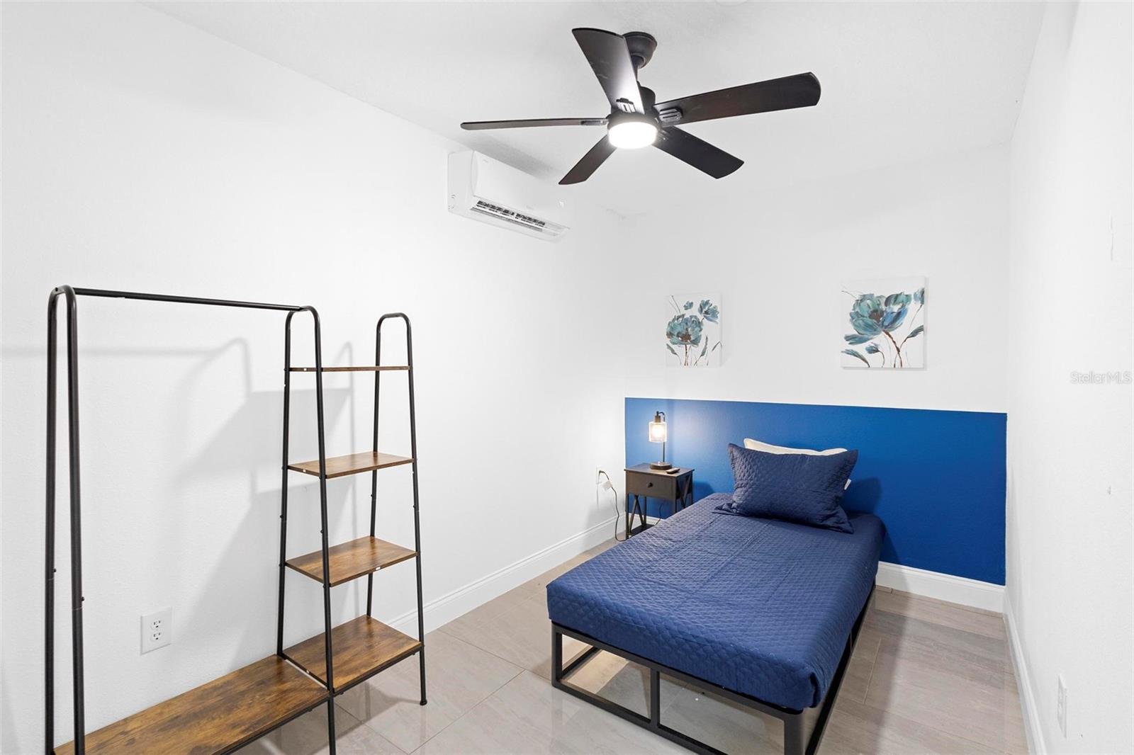 MINERAL SPRING PARK - Residential