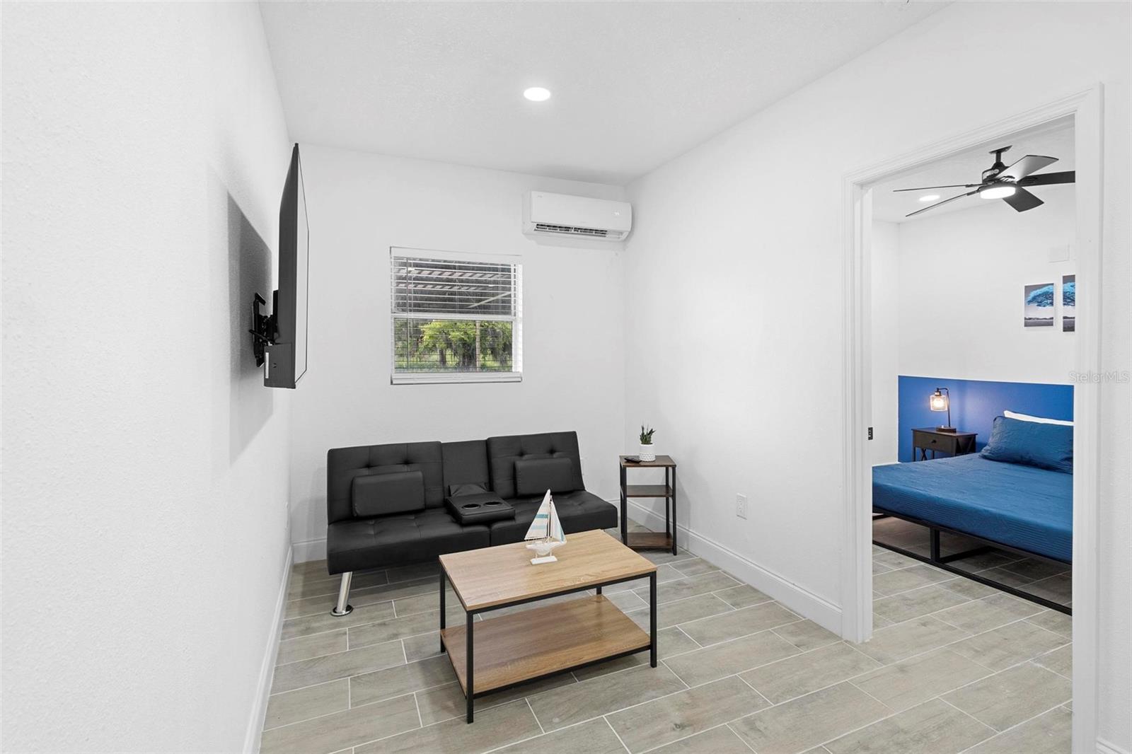 MINERAL SPRING PARK - Residential