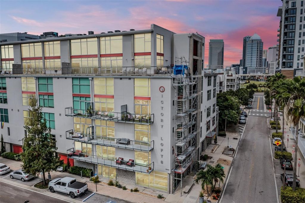 Photo of 101 S 12th Street #401, Tampa, FL 33602 (MLS # TB8425191)