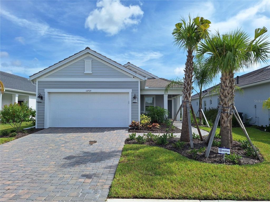 Photo of 12721 Brookgreen Street, Venice, FL 34293 (MLS # N6143244)