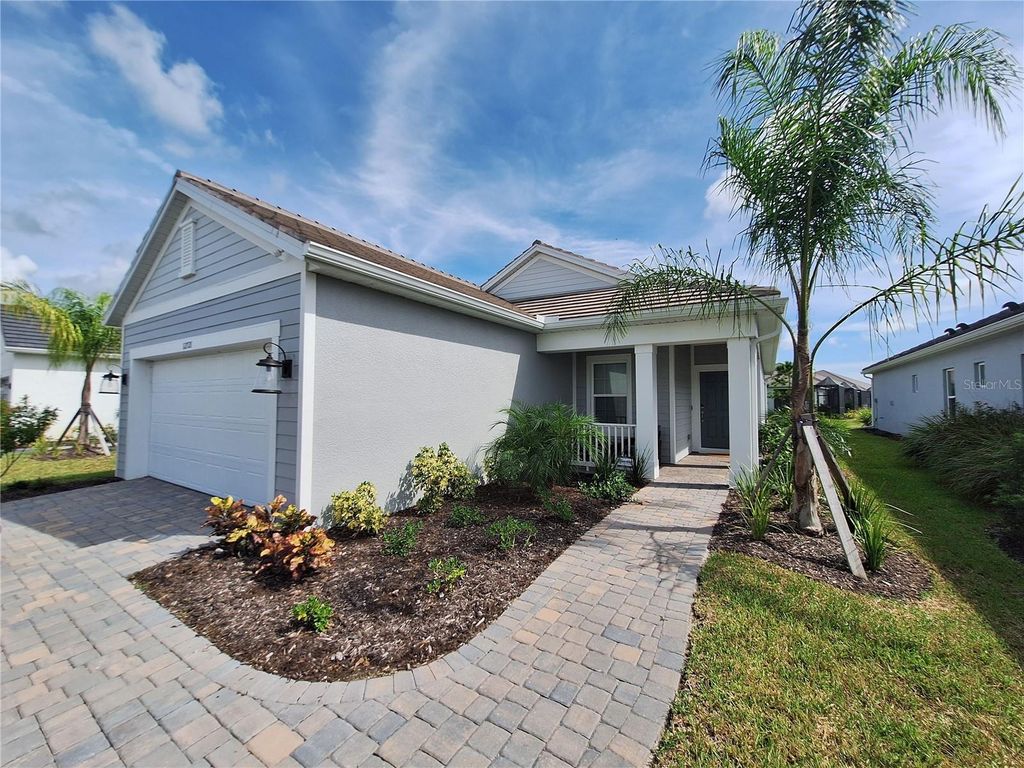 Photo of 12721 Brookgreen Street, Venice, FL 34293 (MLS # N6143244)
