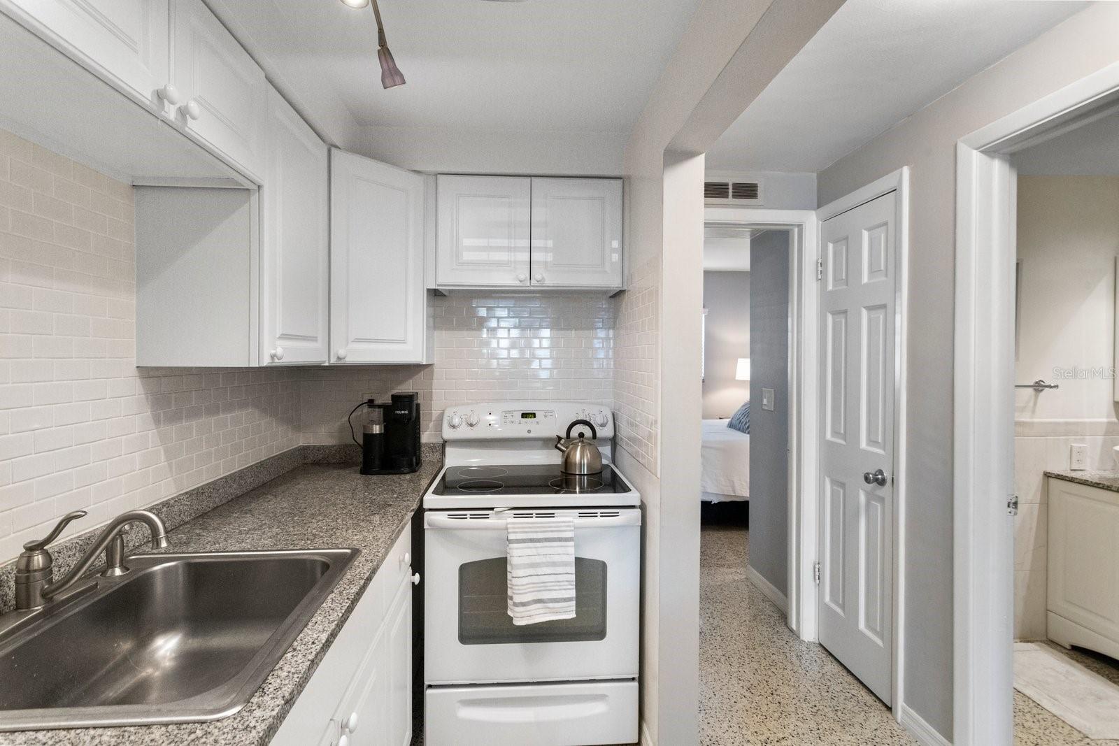 CAROL APTS CONDO - Residential