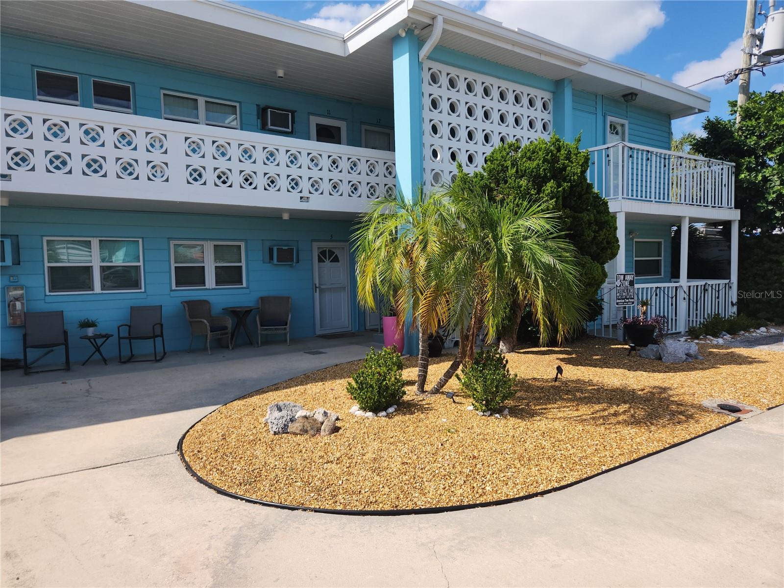 CAROL APTS CONDO - Residential