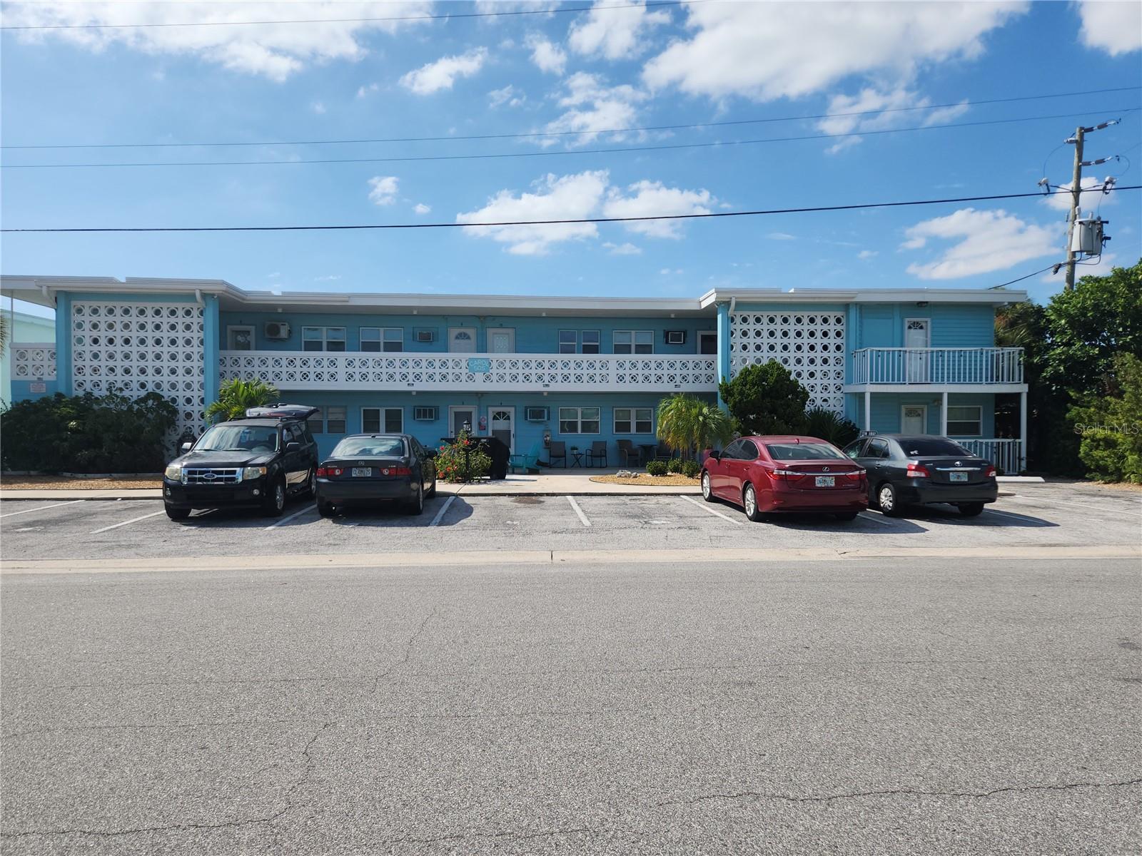 CAROL APTS CONDO - Residential
