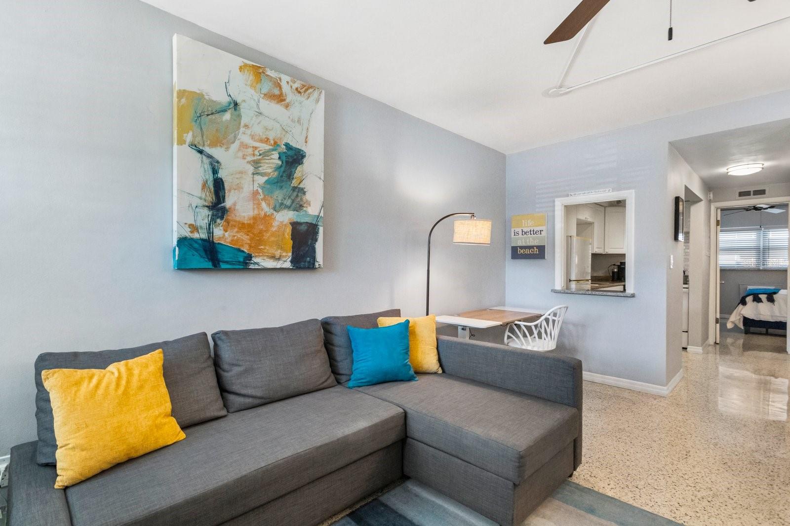 CAROL APTS CONDO - Residential