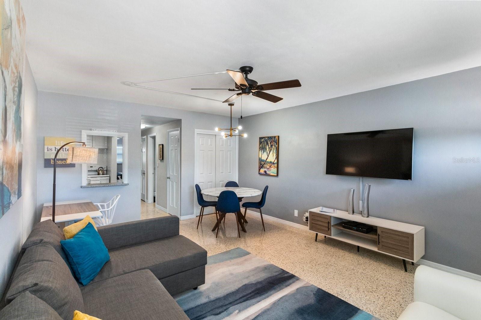 CAROL APTS CONDO - Residential