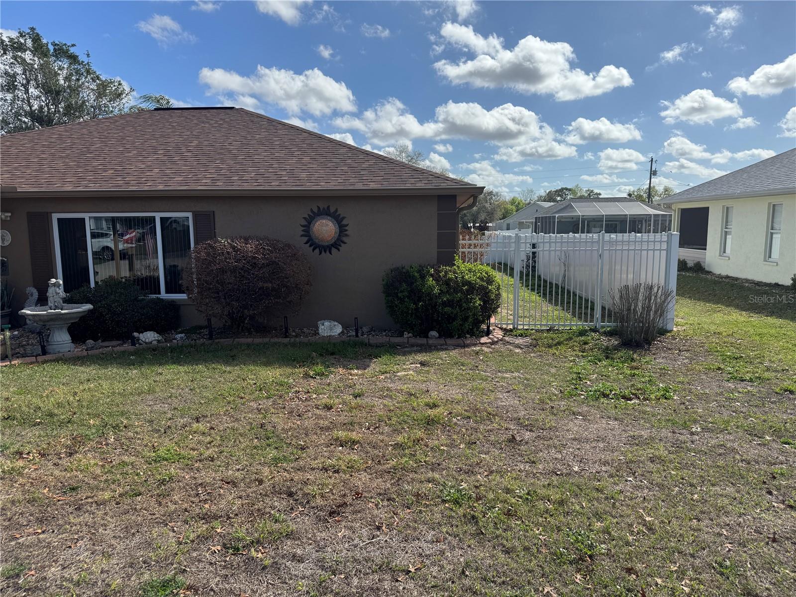 SPRING HILL - Residential