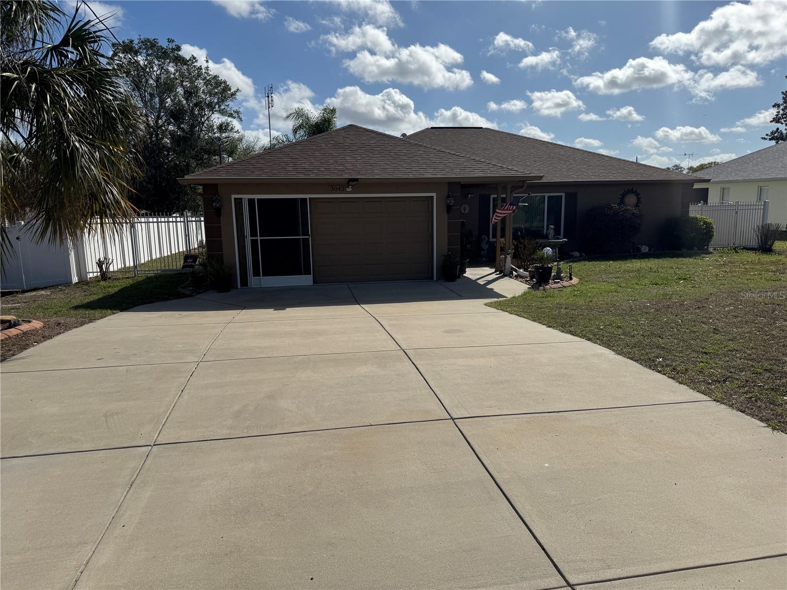 SPRING HILL - Residential