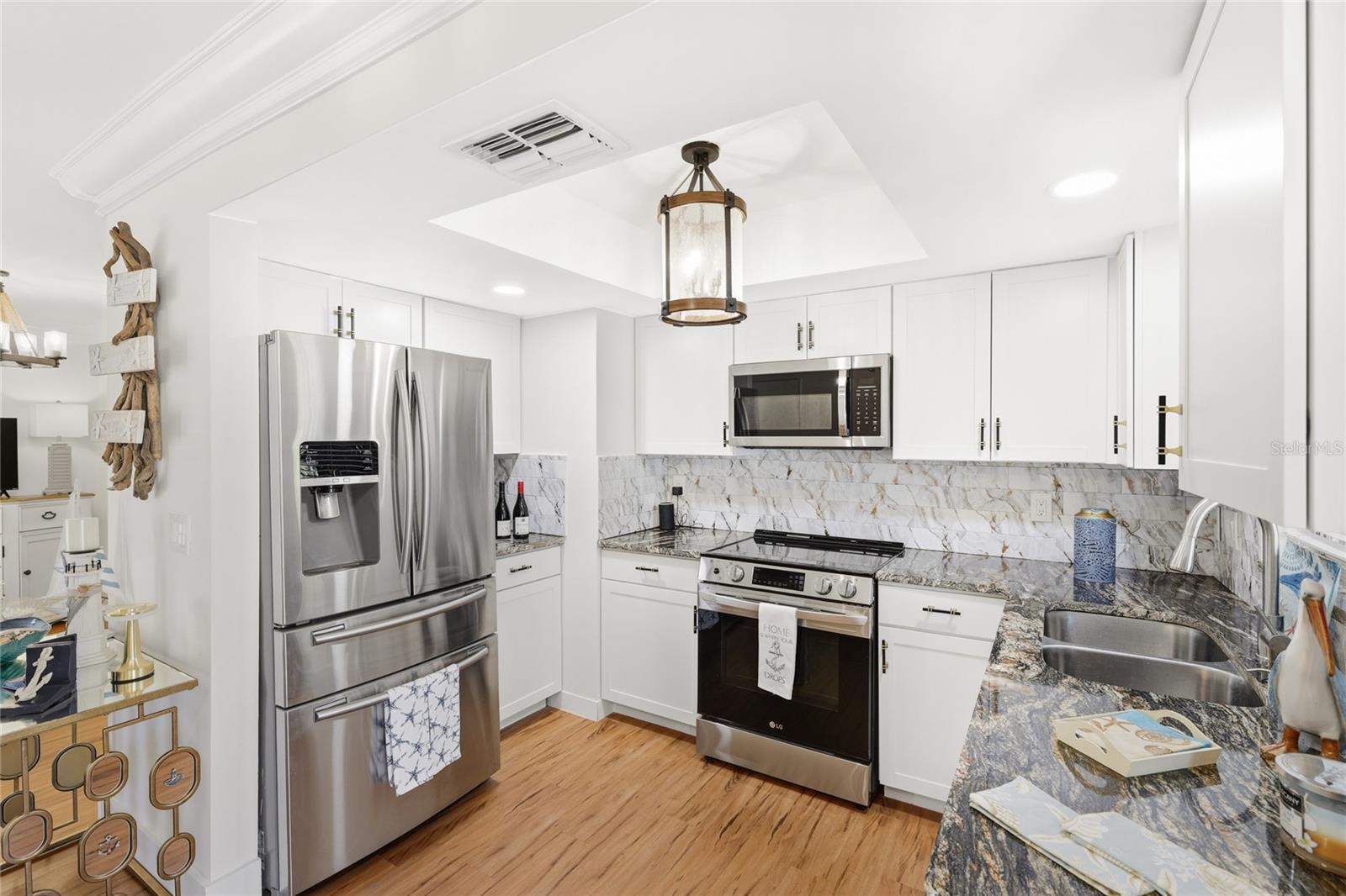 JEFFERSON PINES - Residential