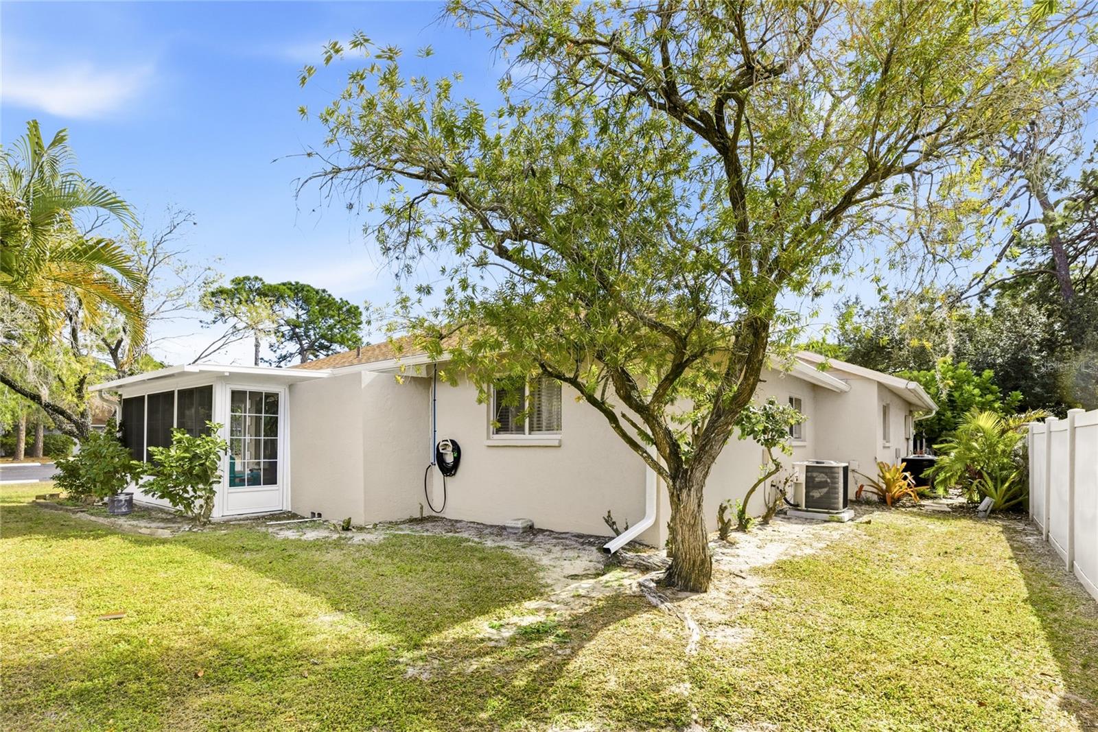 JEFFERSON PINES - Residential