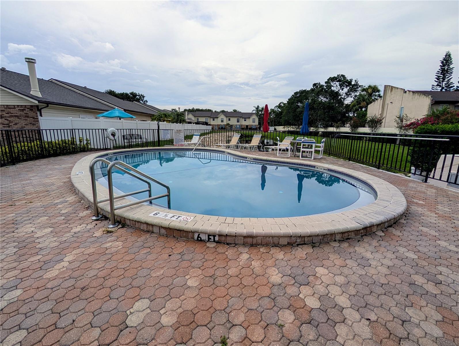 CARROLL OAKS - Residential