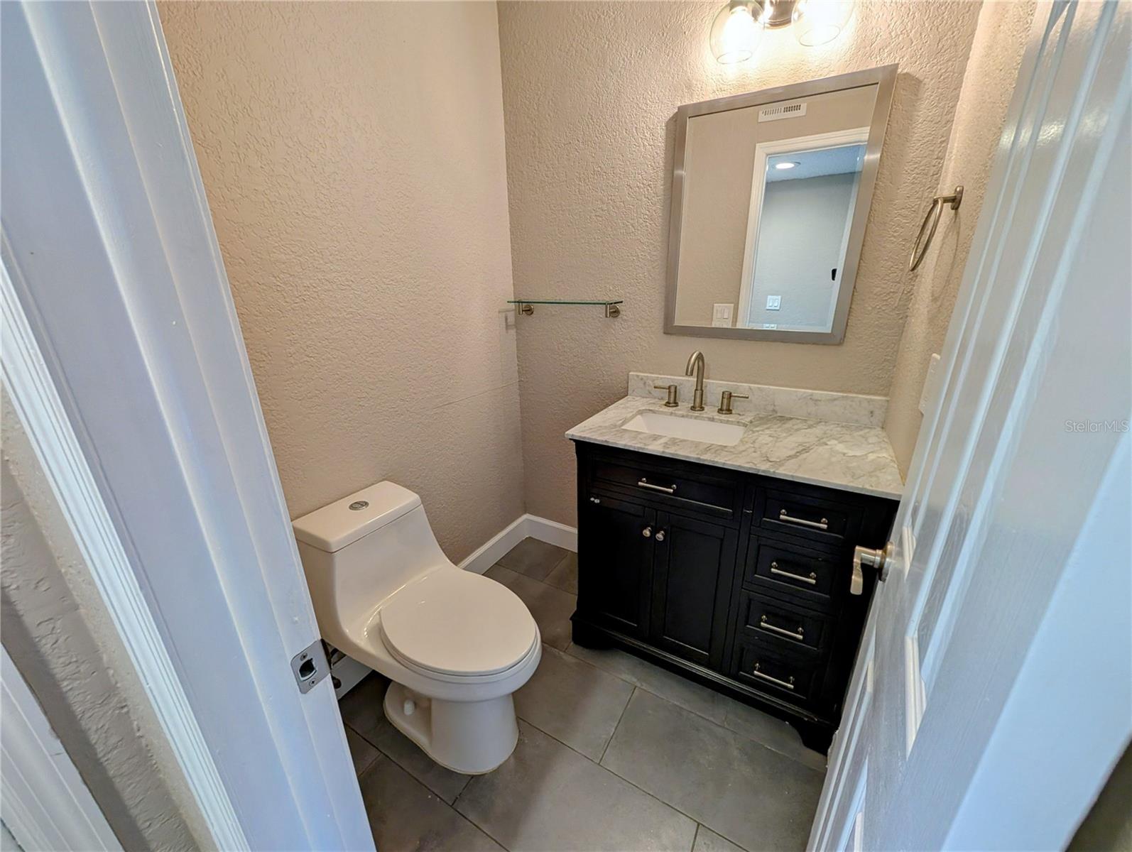 CARROLL OAKS - Residential