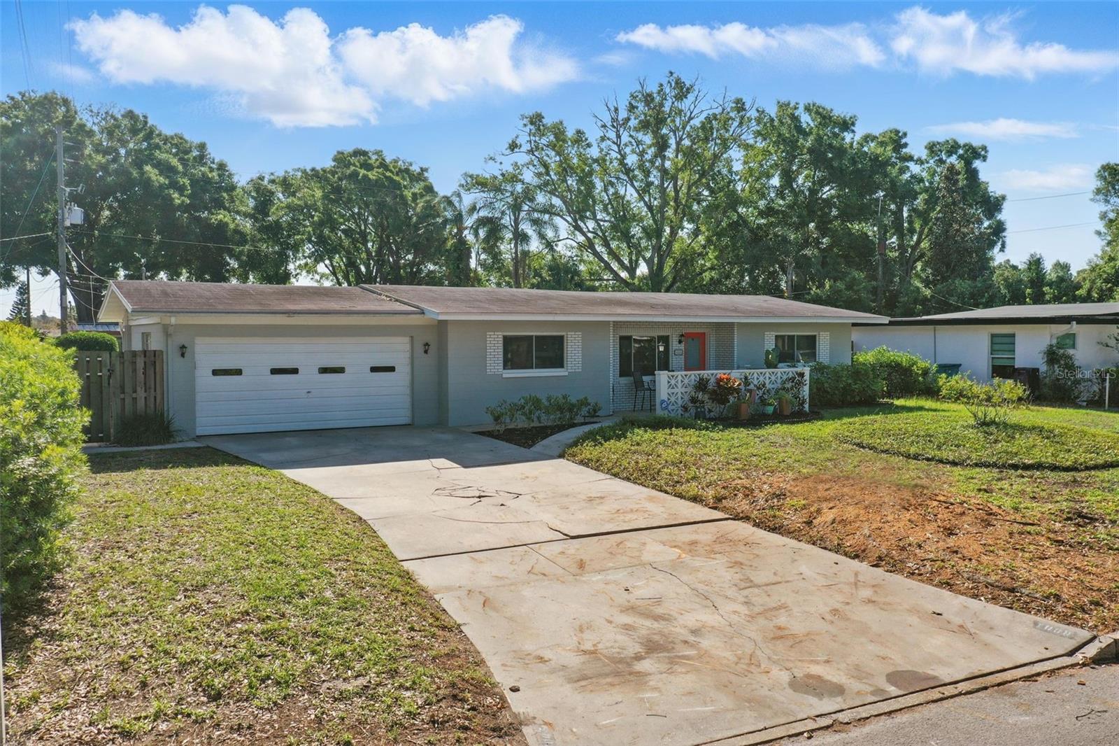 1005 CATALPA LANE