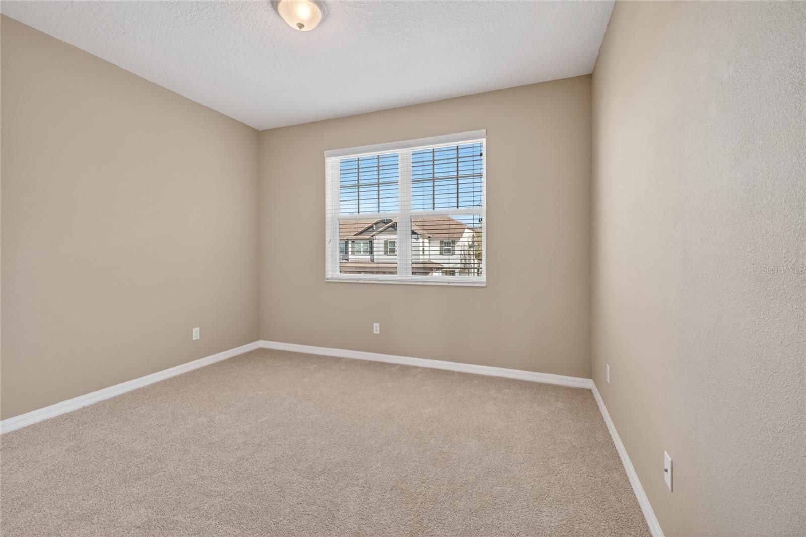 HICKORY HAMMOCK - Residential