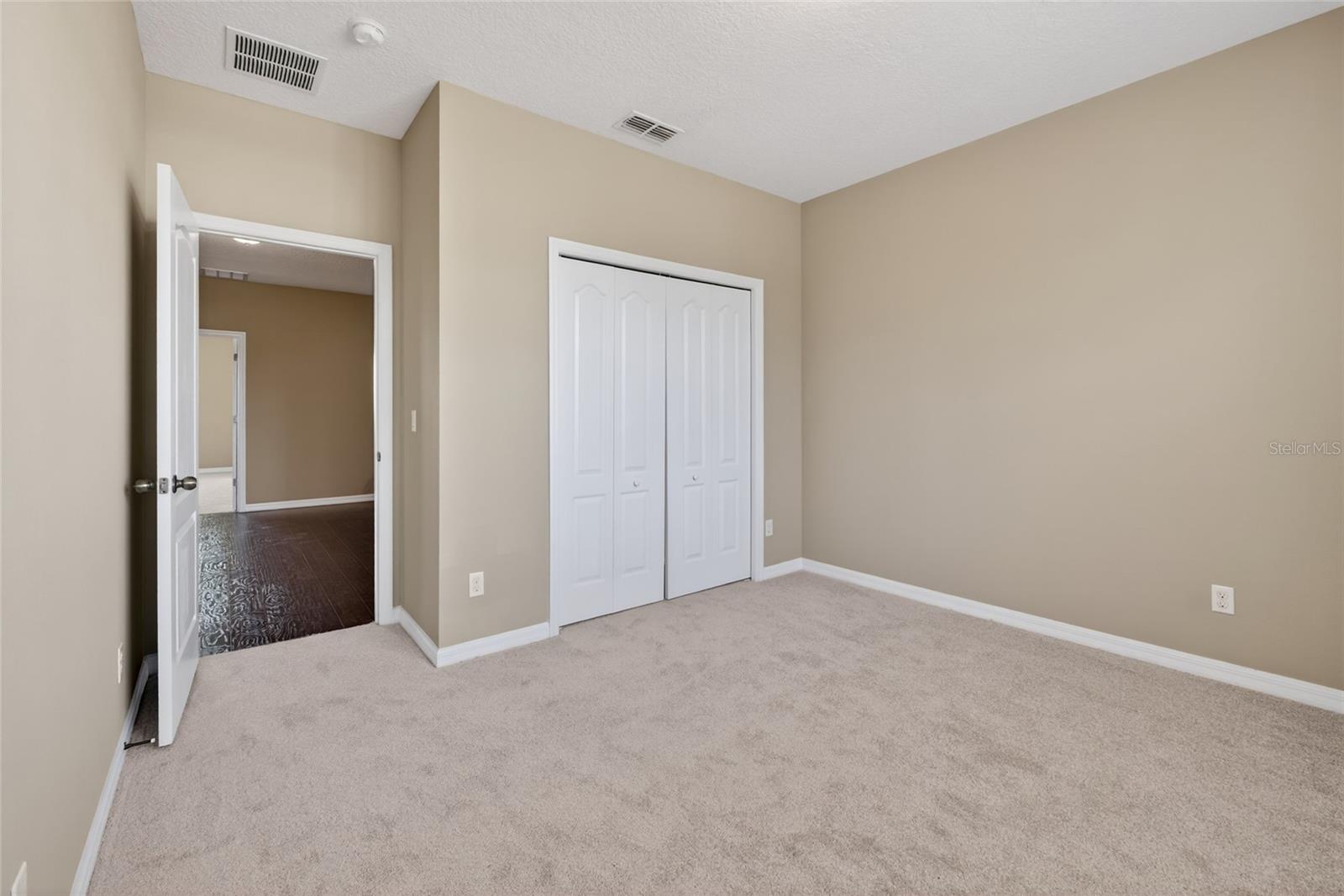 HICKORY HAMMOCK - Residential