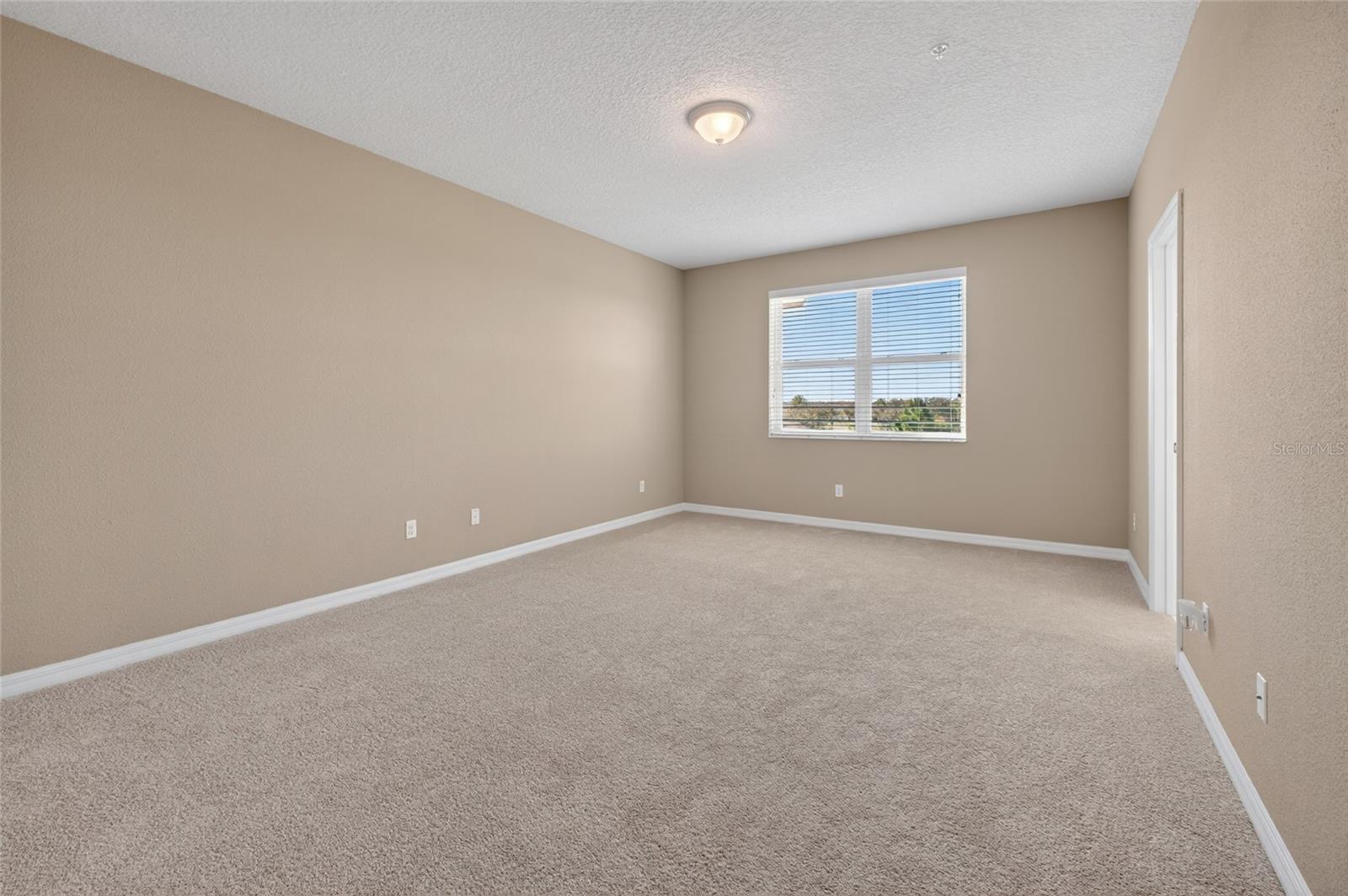 HICKORY HAMMOCK - Residential