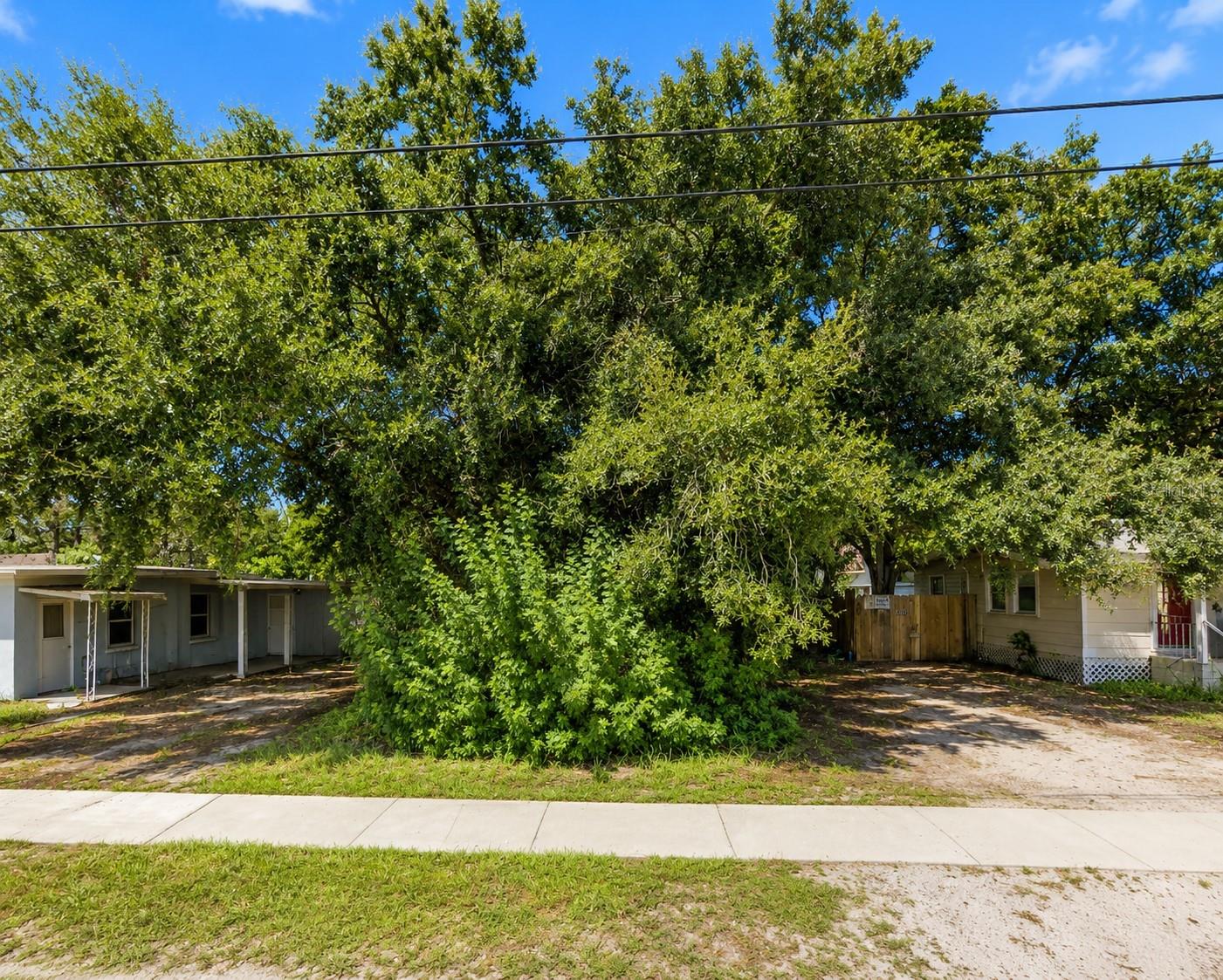1120 BELLEAIR ROAD