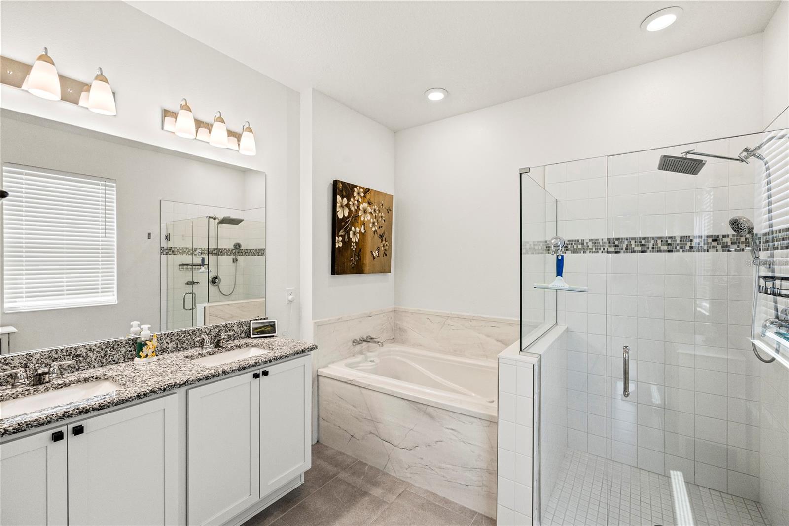 GRADY POINTE - Residential