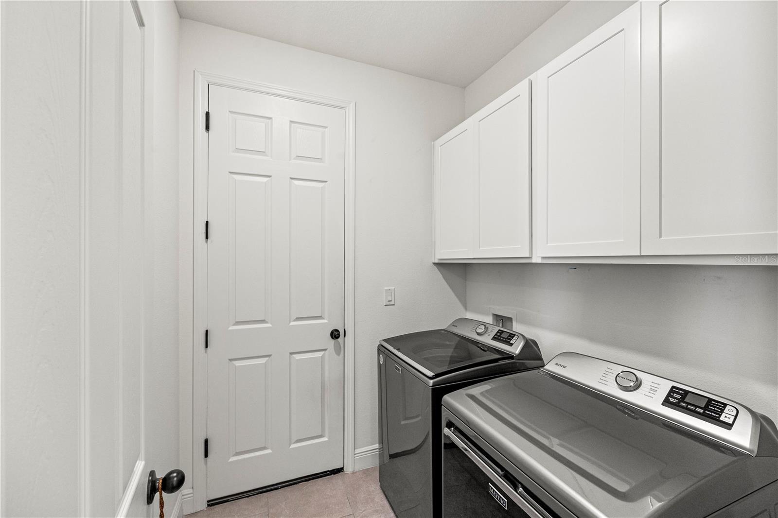 GRADY POINTE - Residential