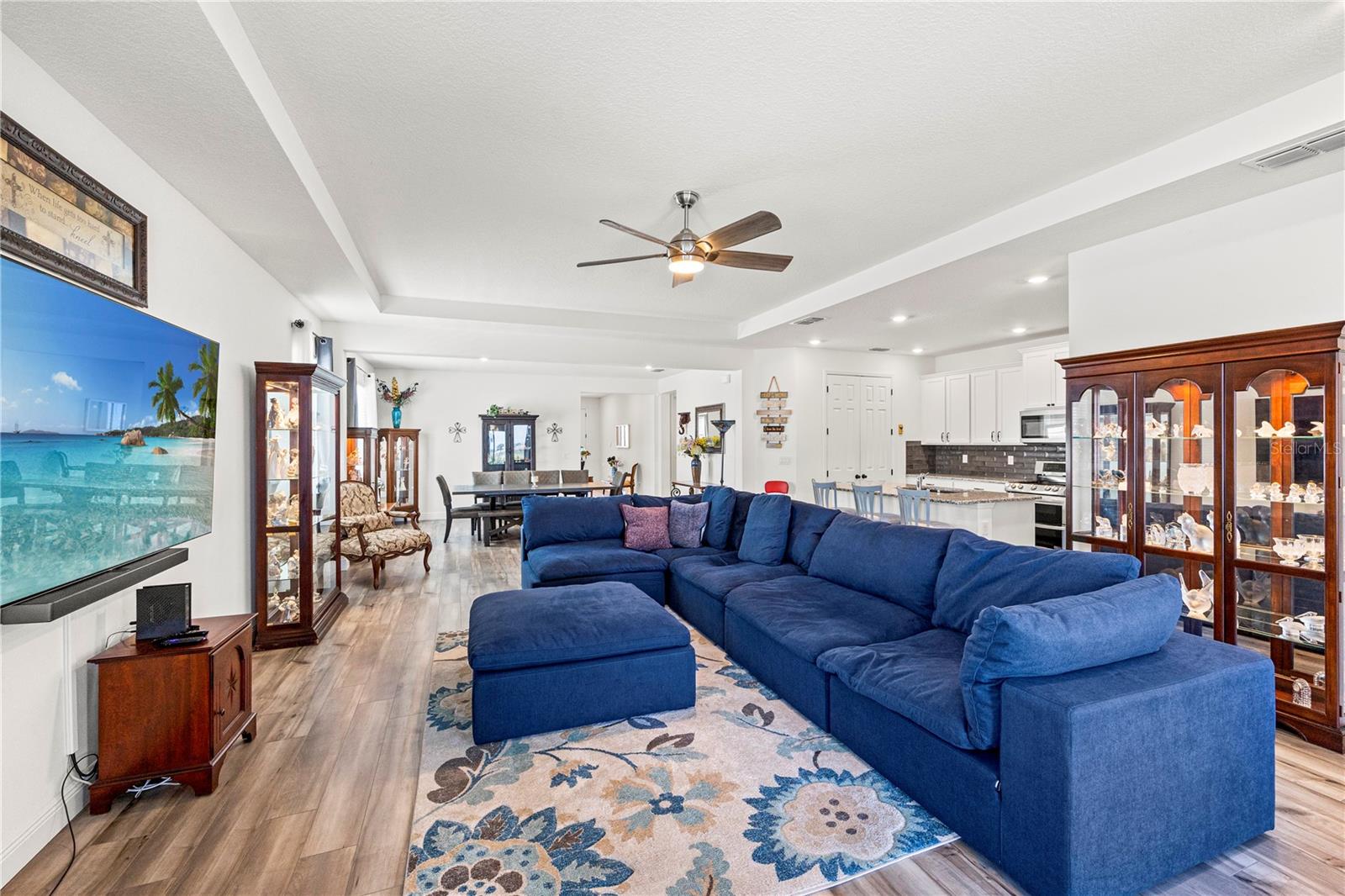 GRADY POINTE - Residential