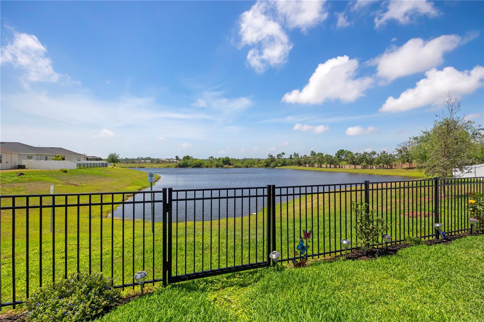 GRADY POINTE - Residential