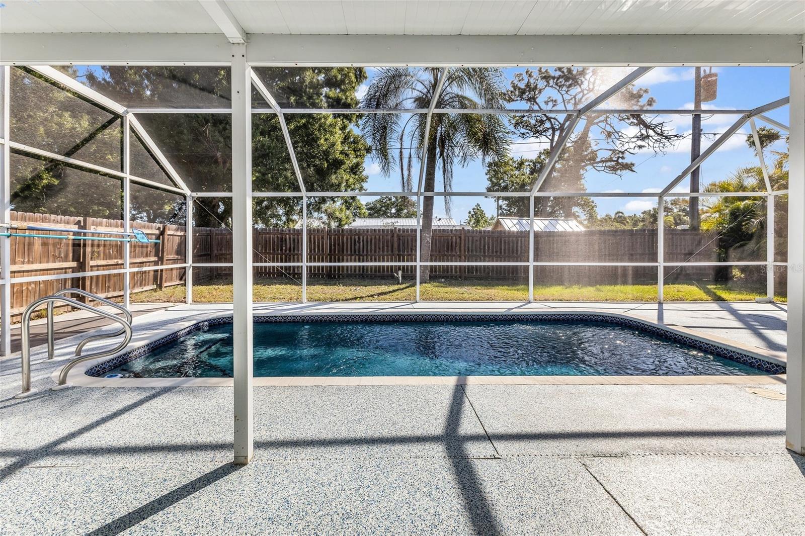 VENICE GROVES REP - Residential