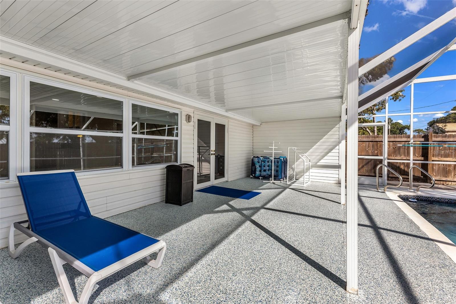 VENICE GROVES REP - Residential