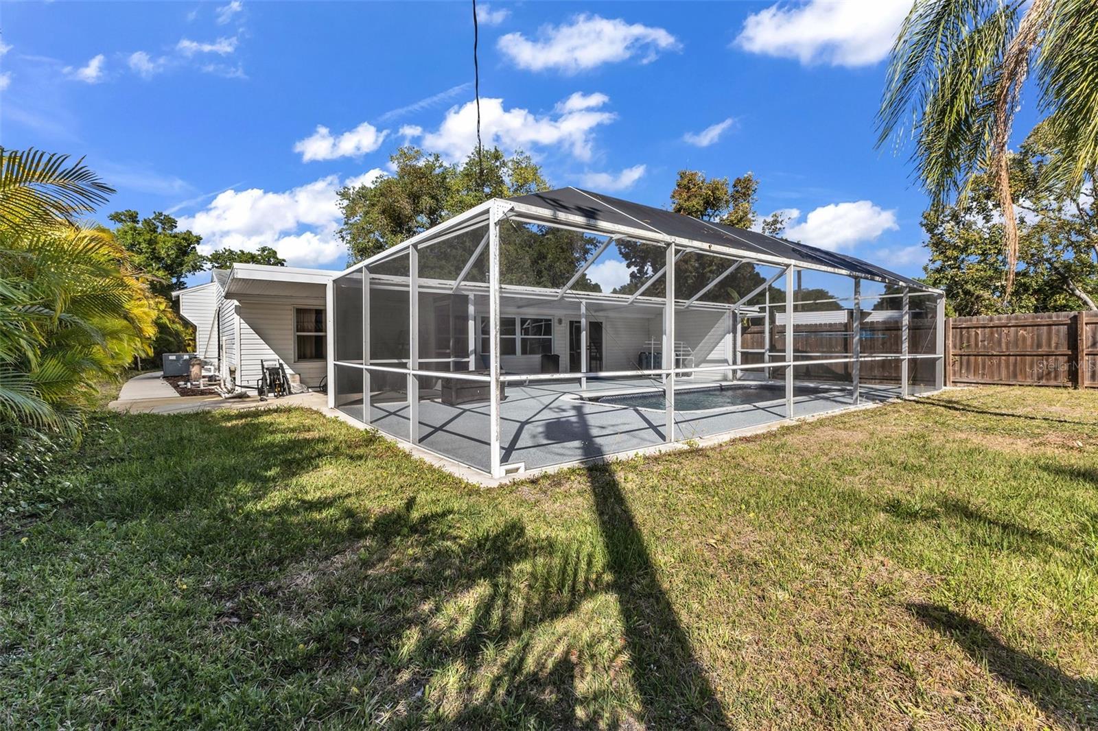 VENICE GROVES REP - Residential