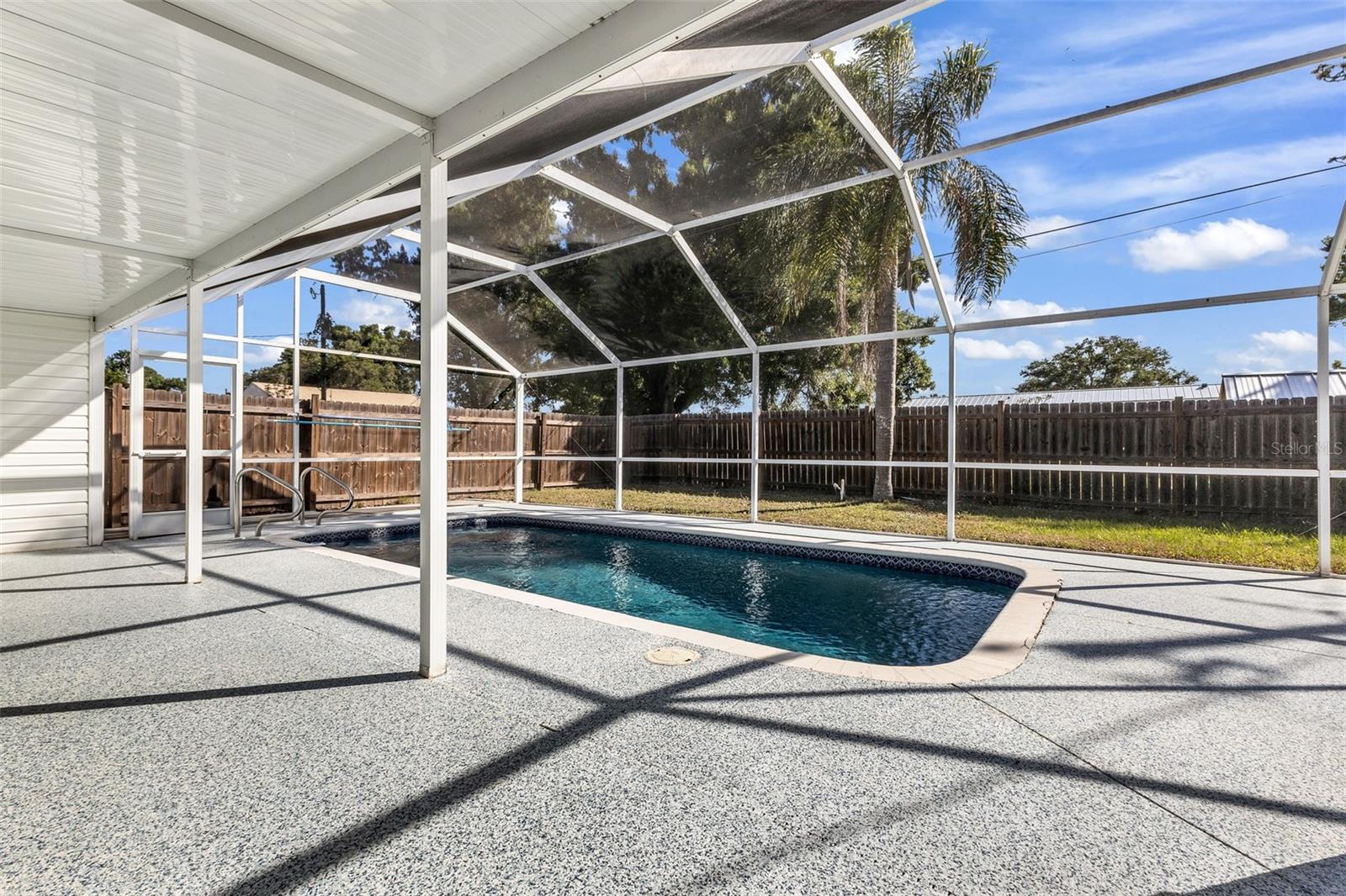 VENICE GROVES REP - Residential