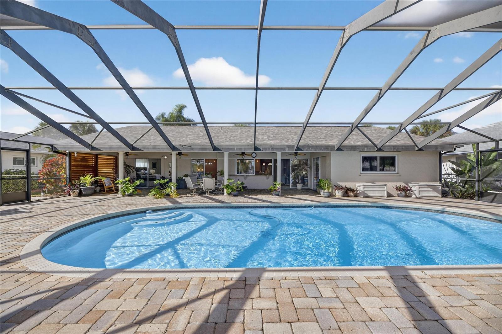 APOLLO BEACH UNIT 13 PT 1 RE - Residential