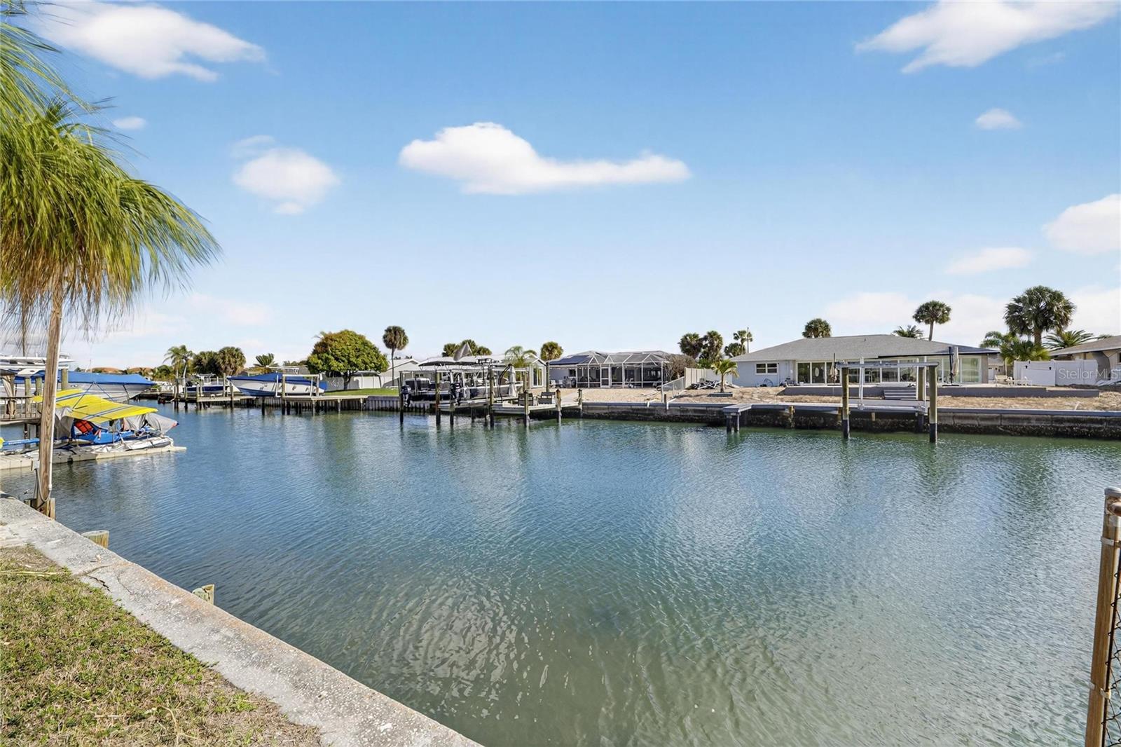 APOLLO BEACH UNIT 13 PT 1 RE - Residential