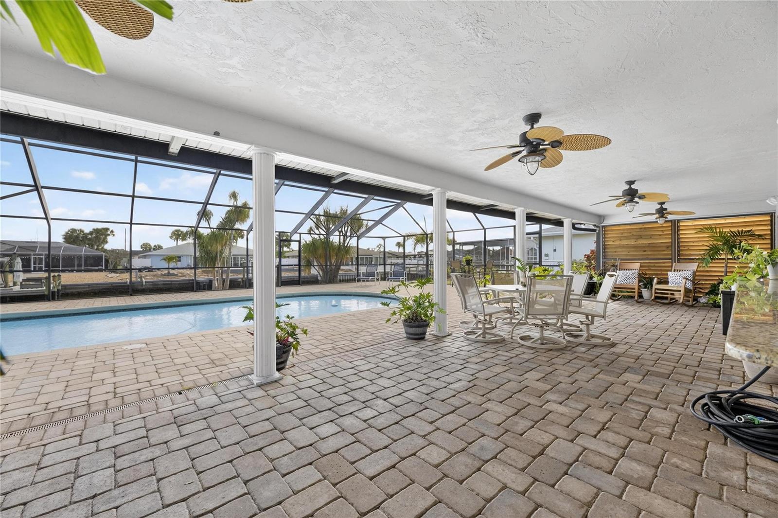 APOLLO BEACH UNIT 13 PT 1 RE - Residential